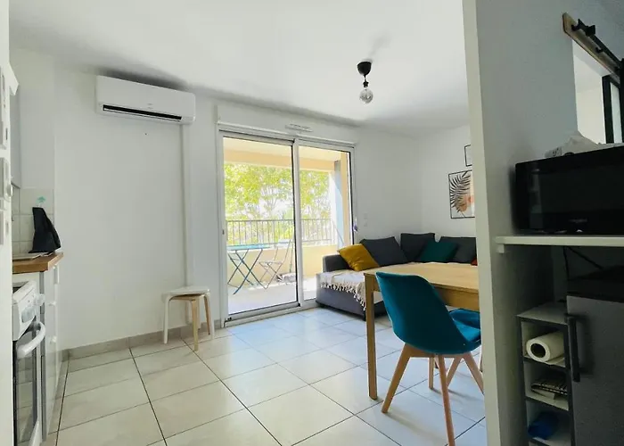 Appartement Avec Garage A Meze